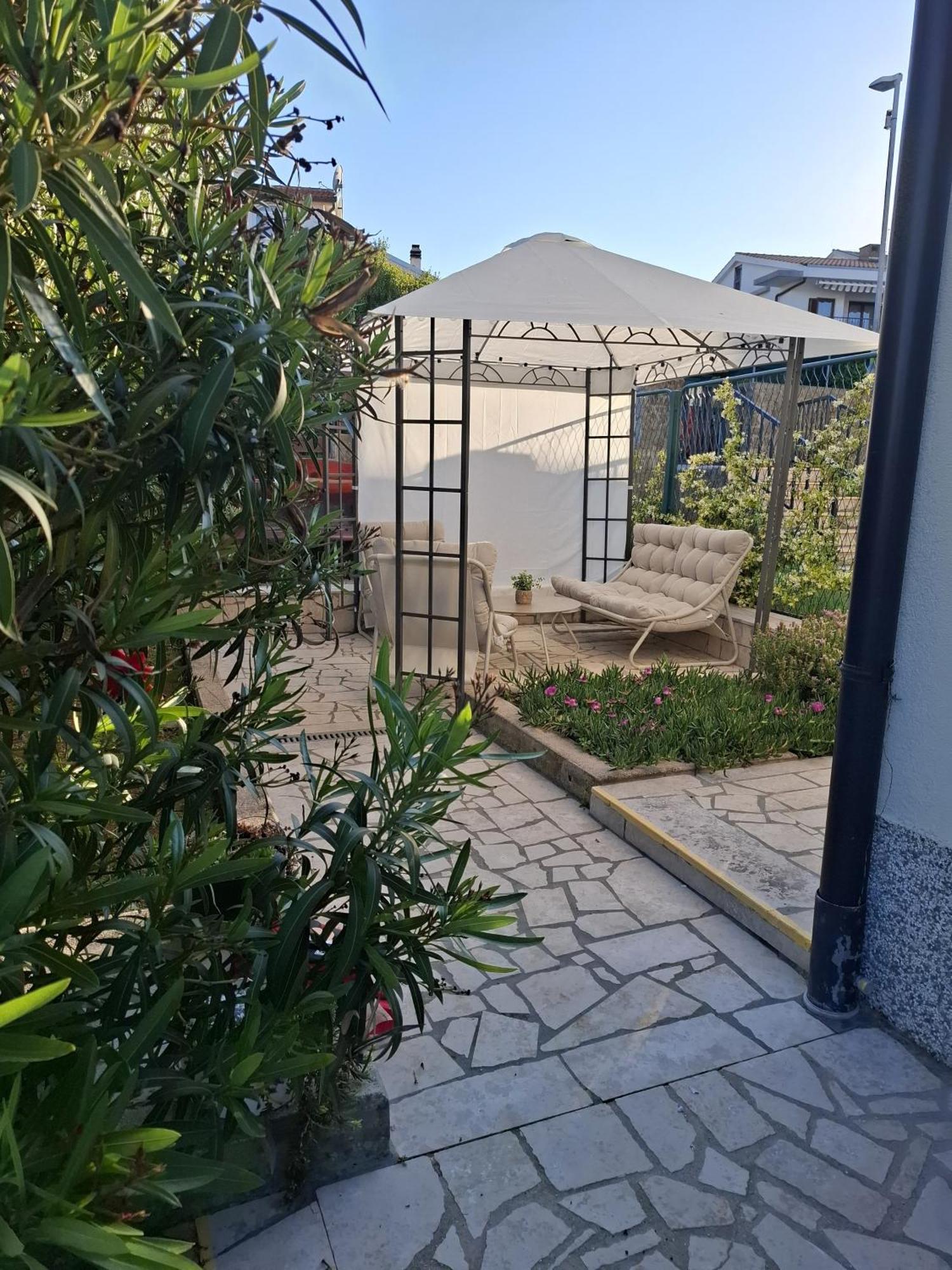 Apartman Luma Крк Экстерьер фото